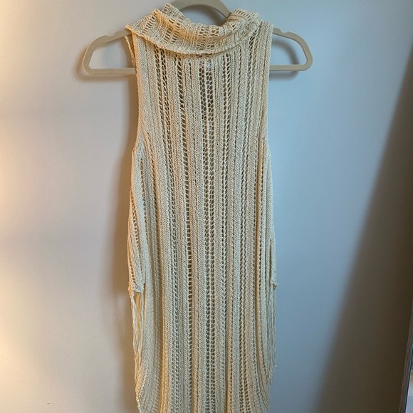 JACK by BB Dakota crocheted fringe top! - Picture 4 of 4